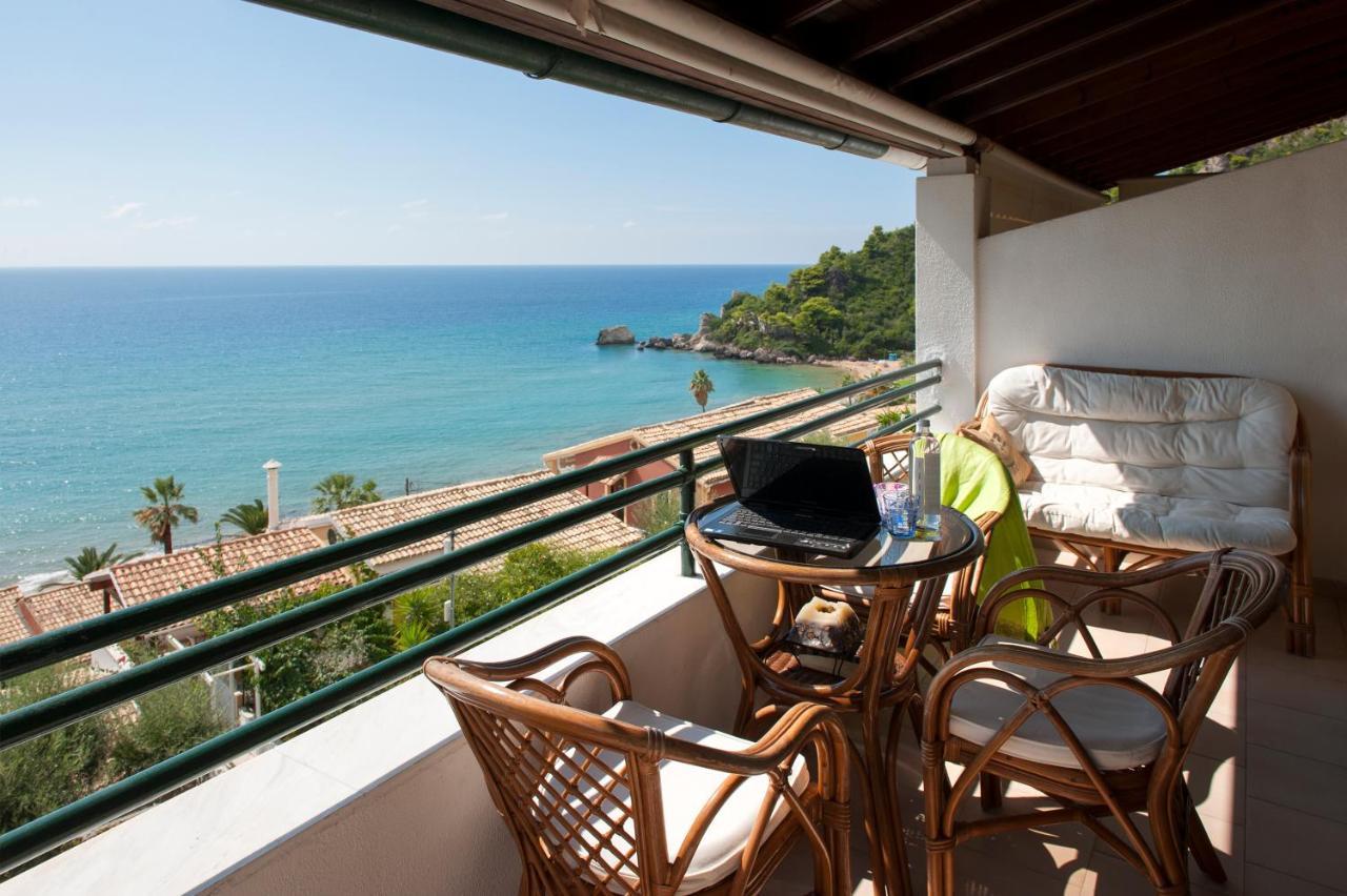 Апартаменты Glyfada House On The Sea Экстерьер фото